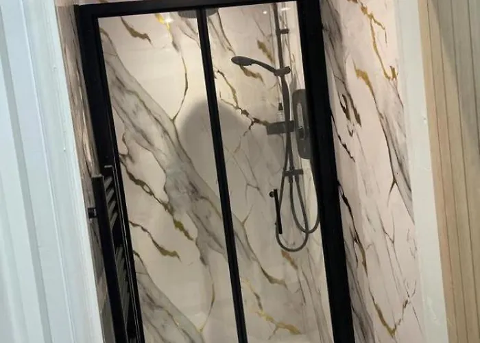 Hidden Gem דירה *